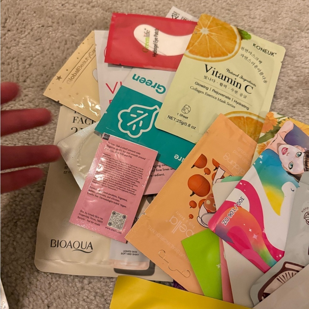 24 Face Mask Bundle - Picture 3 of 4